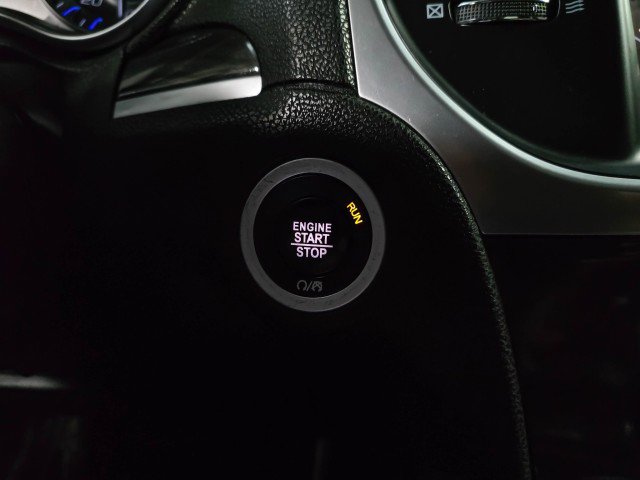 Used 2017 Chrysler 300 Limited w/ Value Package image 26