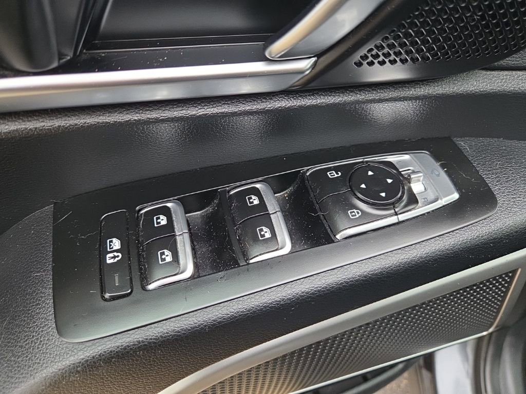 Used 2022 Kia Telluride EX w/ EX Premium Package image 23