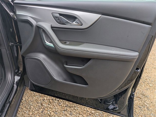 New 2025 Chevrolet Blazer LT image 32