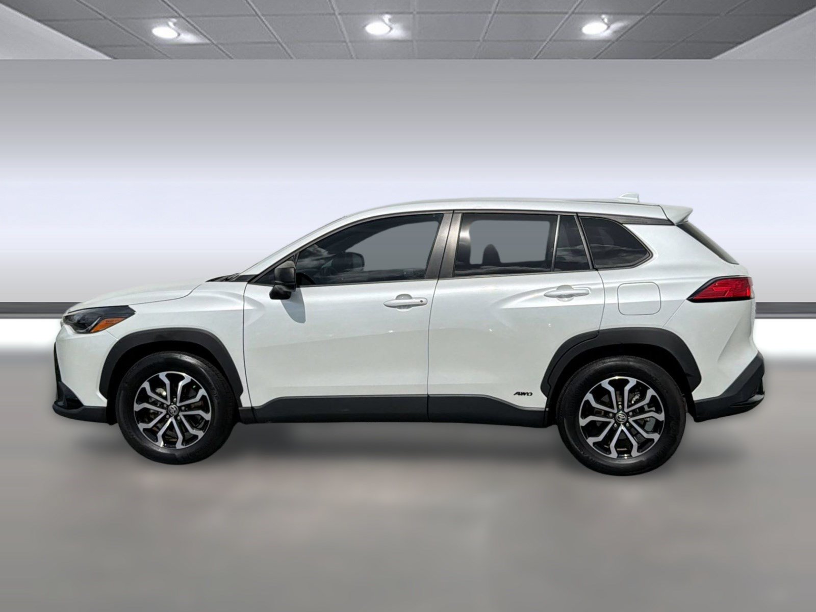 Used 2024 Toyota Corolla Cross AWD Hybrid image 2