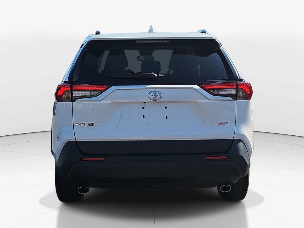 Used 2023 Toyota RAV4 XLE image 6