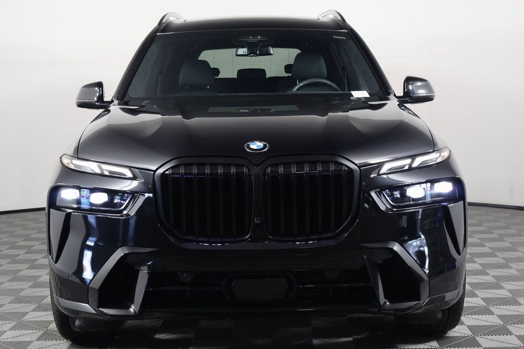 Used 2024 BMW X7 xDrive40i w/ Executive Package AWD/4WD image 2