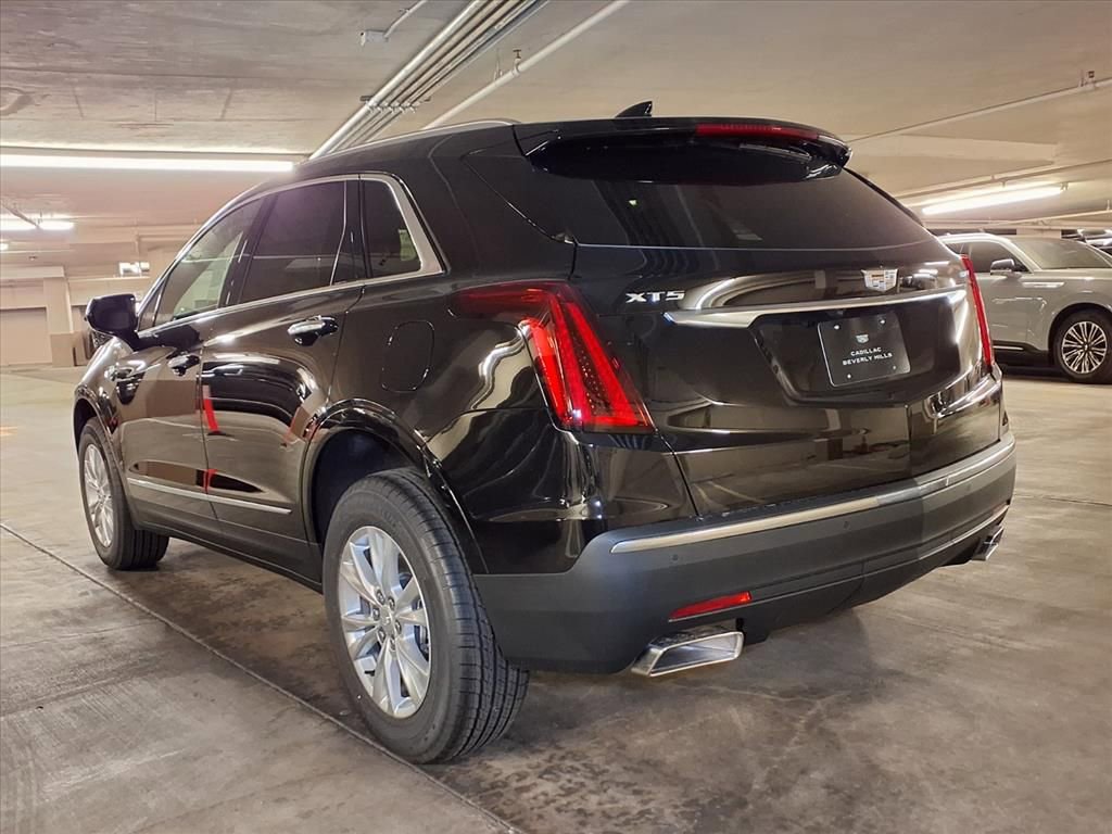 New 2026 Cadillac XT5 Luxury image 10