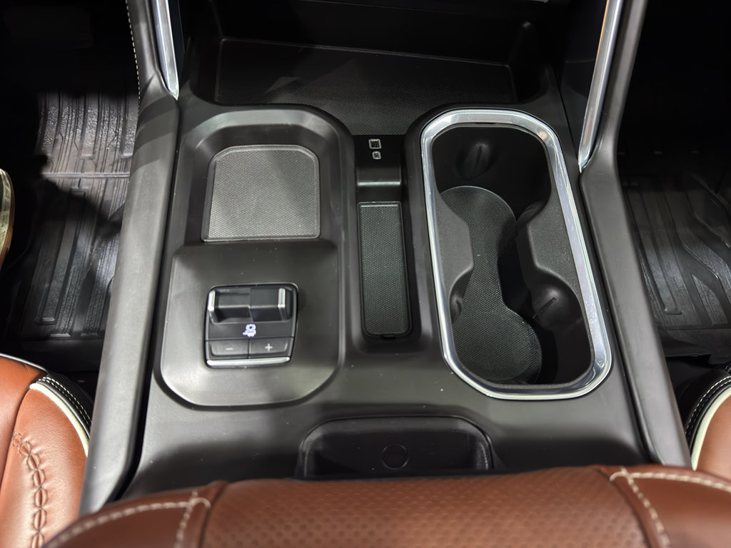 Used 2025 GMC Sierra 3500 Denali Ultimate image 37