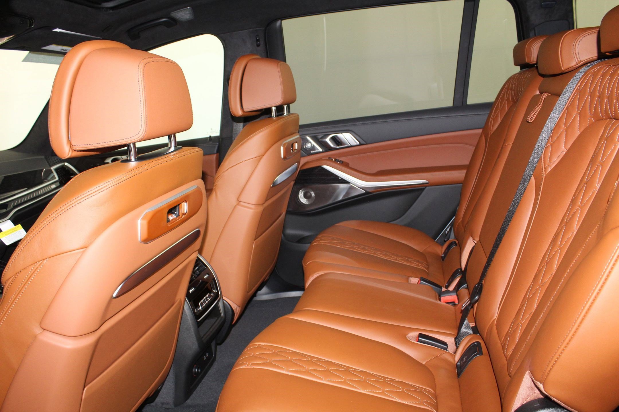 New 2026 BMW X7 M60i image 27