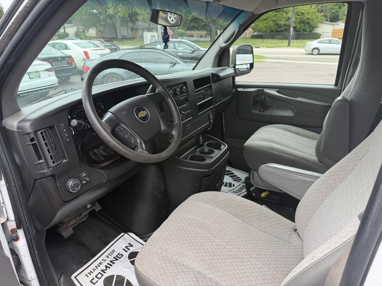 Used 2014 Chevrolet Express 1500 RWD image 15