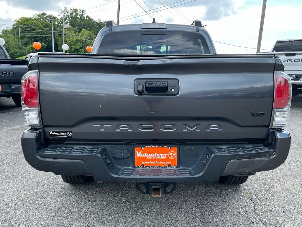 Used 2021 Toyota Tacoma TRD Sport AWD/4WD image 9