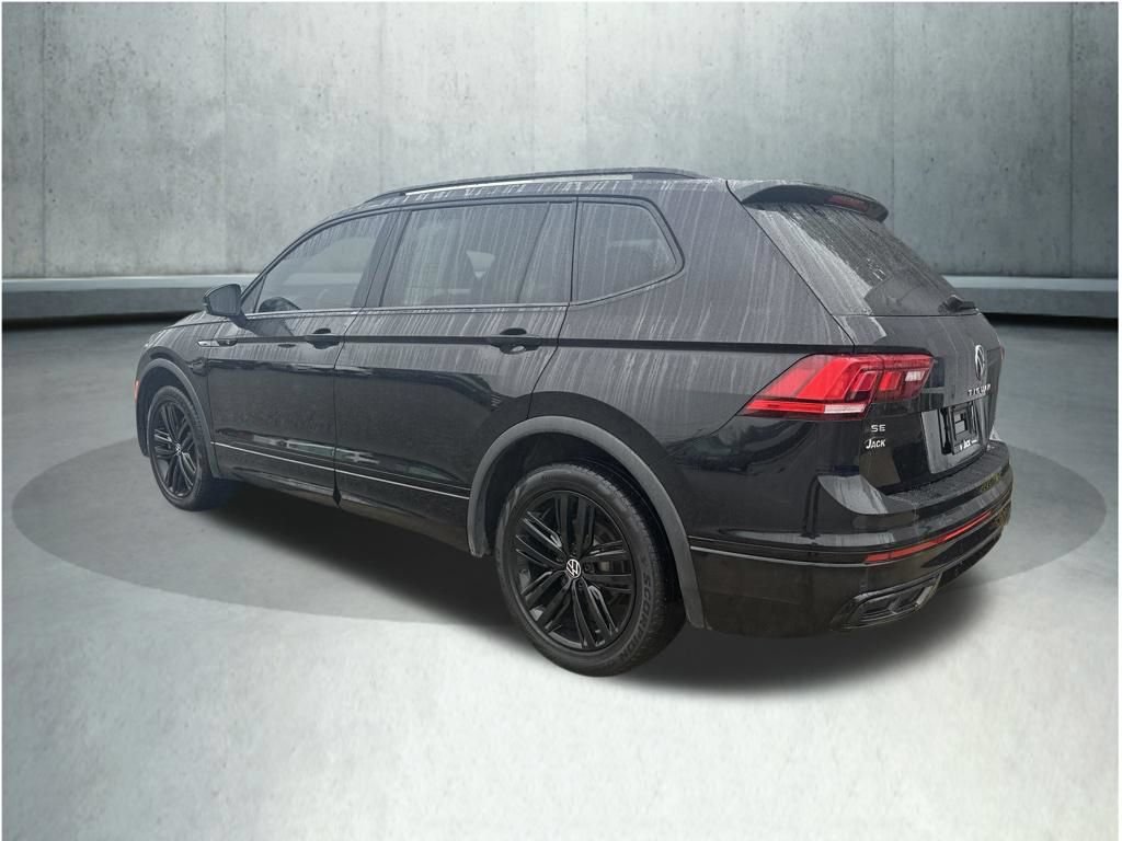 Used 2022 Volkswagen Tiguan SE R-Line AWD/4WD image 3
