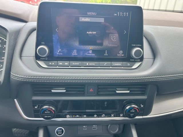Certified 2023 Nissan Rogue SV w/ SV Premium B Package AWD/4WD image 18