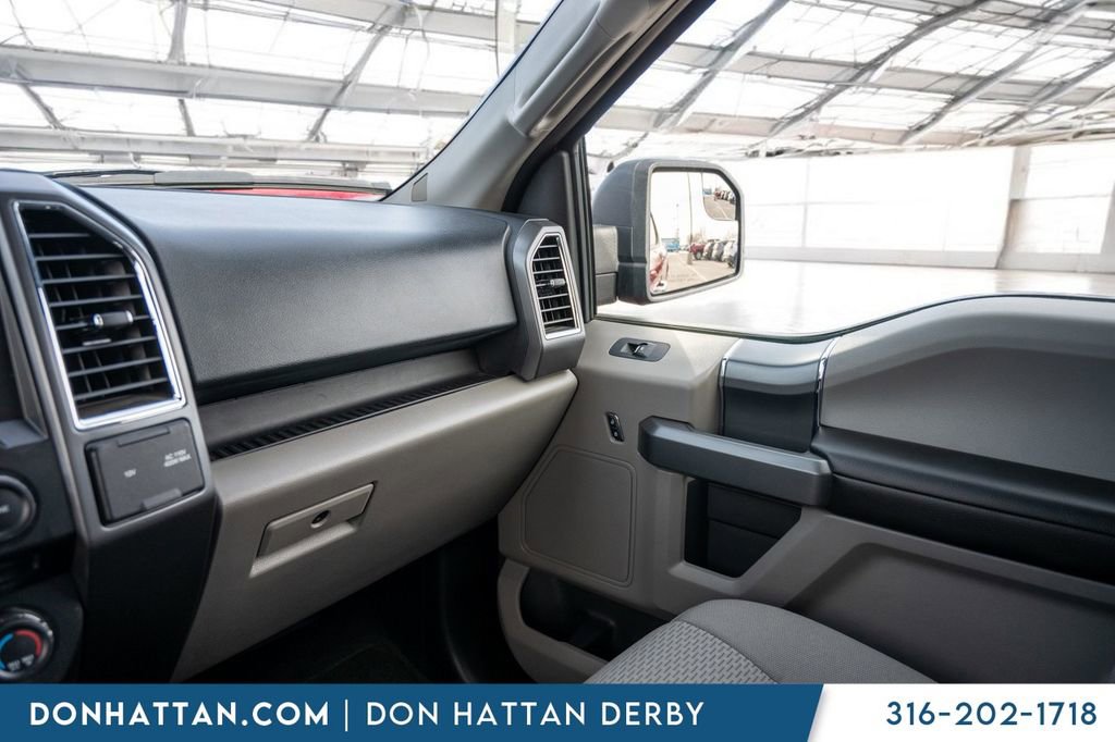 Used 2016 Ford F150 XLT w/ Equipment Group 302A Luxury image 17