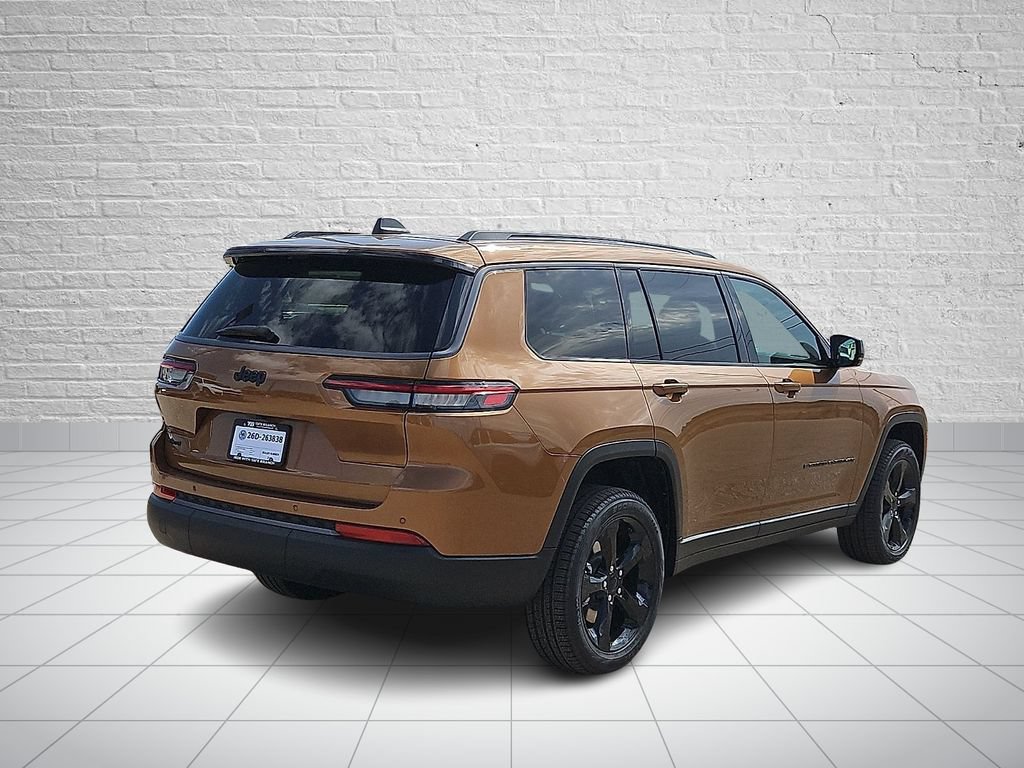 New 2026 Jeep Grand Cherokee L Limited w/ Limited Altitude Package AWD/4WD image 4