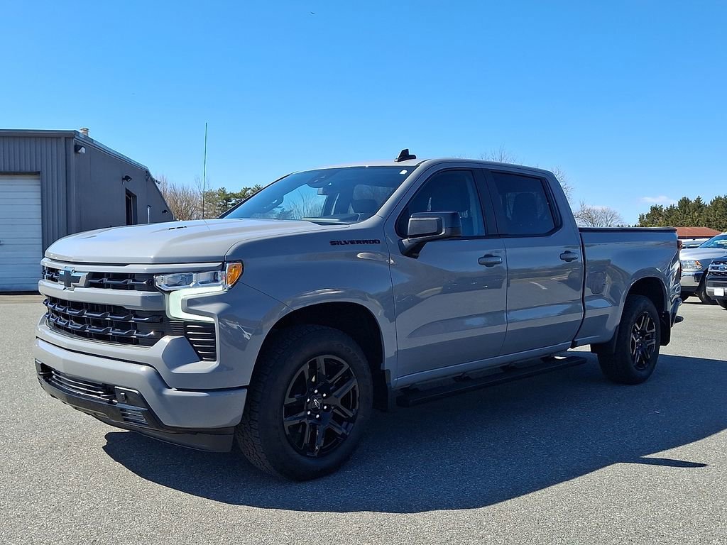 Used 2024 Chevrolet Silverado 1500 RST w/ Convenience Package II image 3