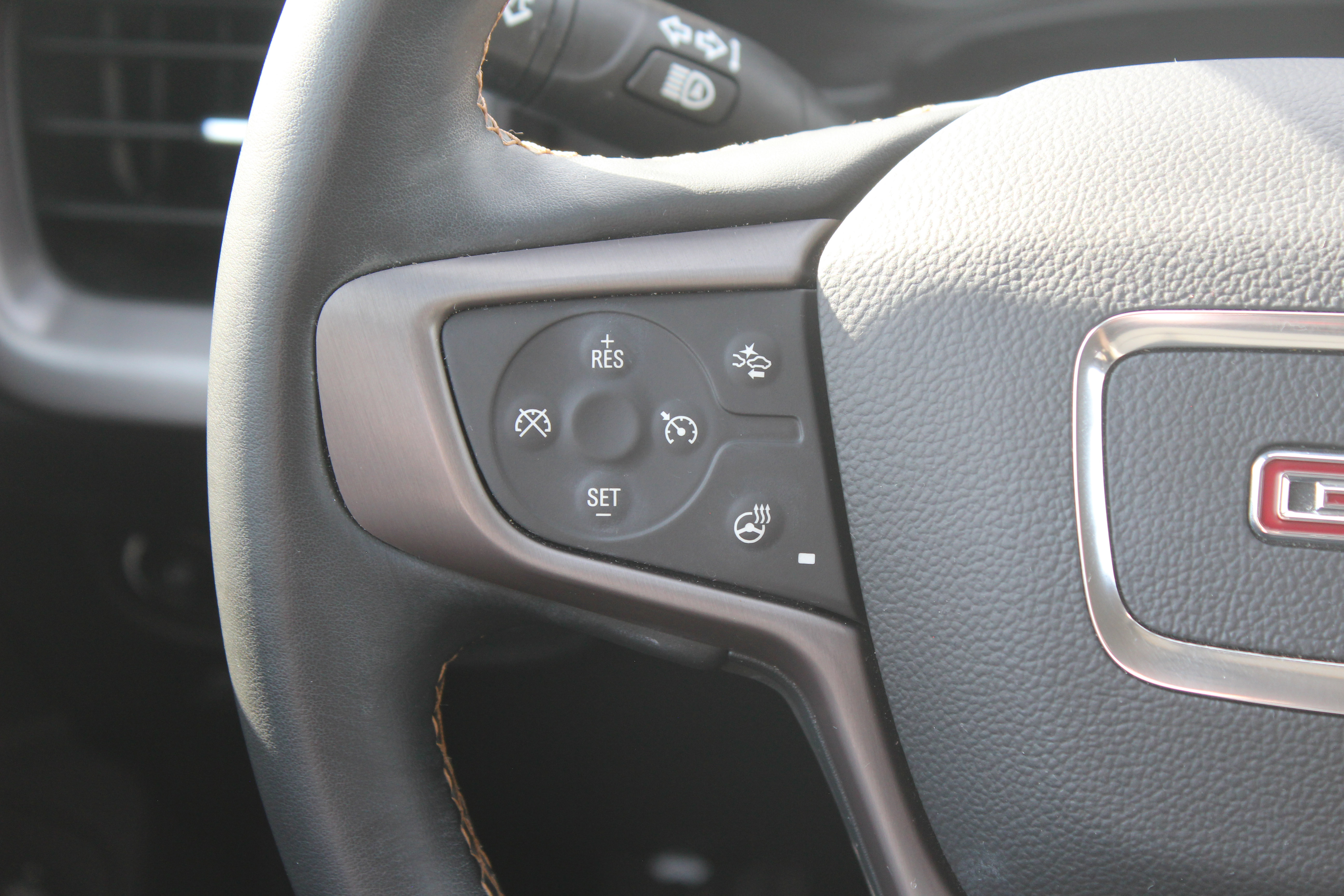 Used 2024 GMC Terrain AT4 image 25