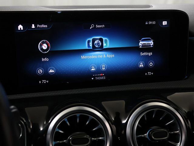 Certified 2022 Mercedes-Benz A 220 4MATIC image 18