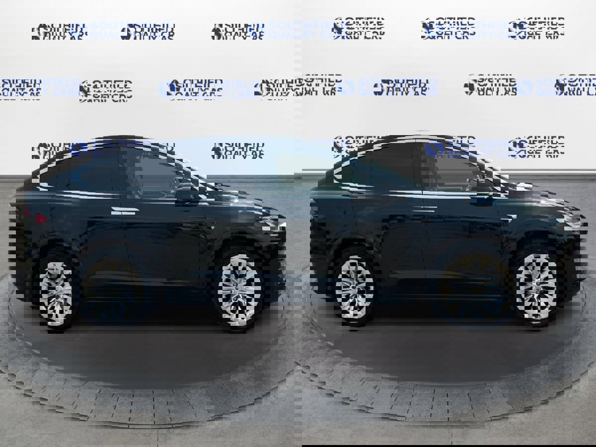 Used 2020 Tesla Model X Long Range image 8