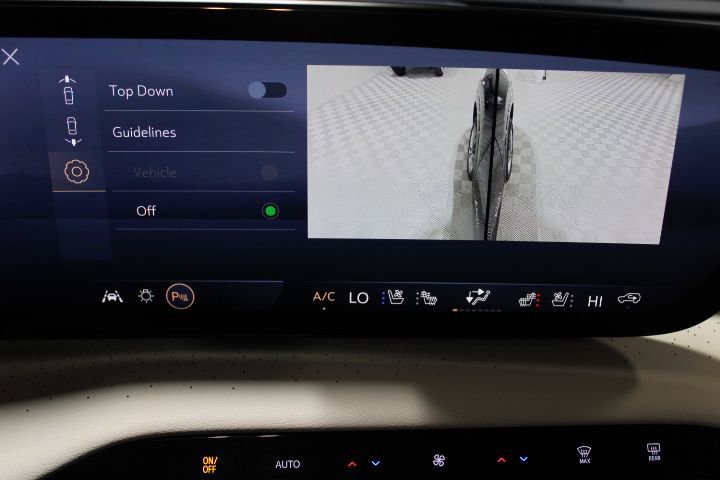 Used 2025 Buick Enclave Avenir w/ Super Cruise Package AWD/4WD image 54