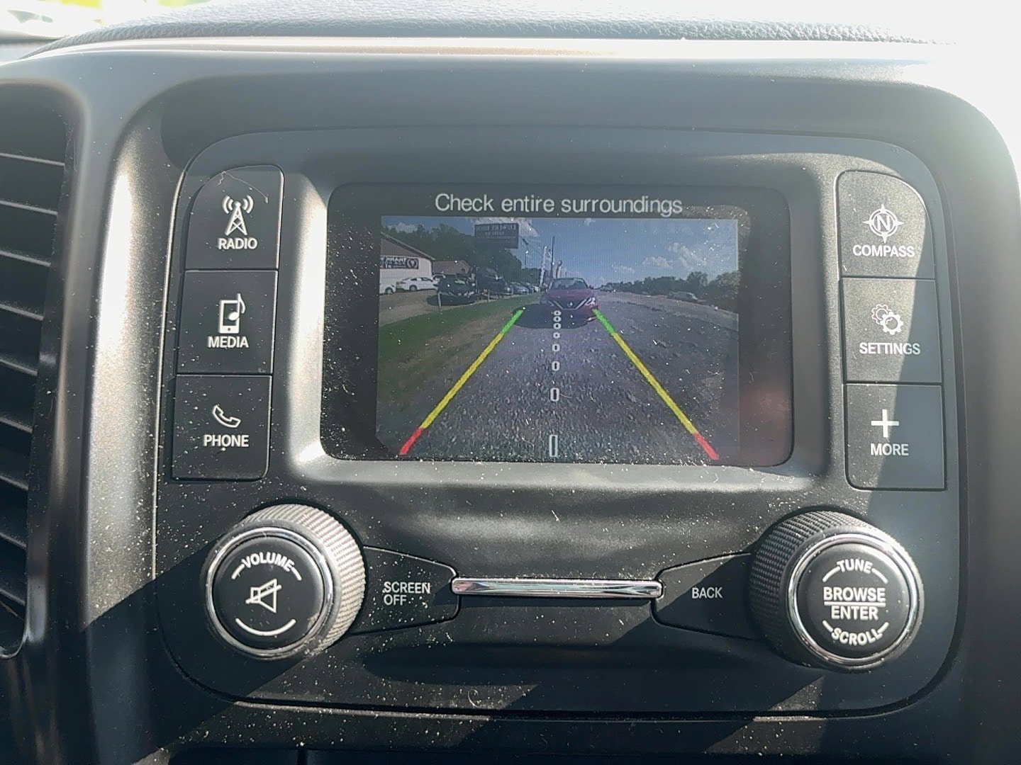 Used 2015 Jeep Cherokee Sport w/ Sport Appearance Group FWD image 23