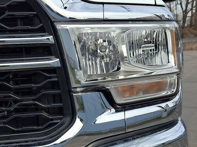 Used 2024 RAM 2500 Tradesman w/ Chrome Appearance Group image 9