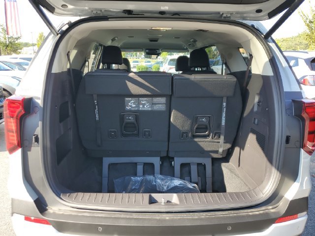 New 2027 Kia Carnival EX FWD image 14