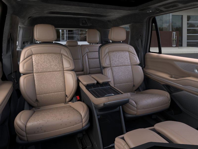 New 2025 Lincoln Navigator Black Label image 11