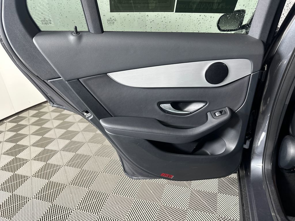 Certified 2022 Mercedes-Benz GLC 300 image 24