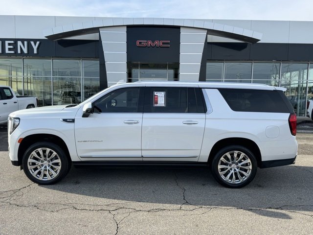 Certified 2024 GMC Yukon XL Denali w/ Denali Reserve Package image 2