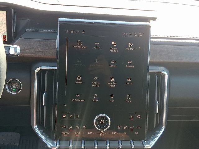 New 2026 GMC Acadia Denali Ultimate w/ LPO, Floor Liner Package image 18