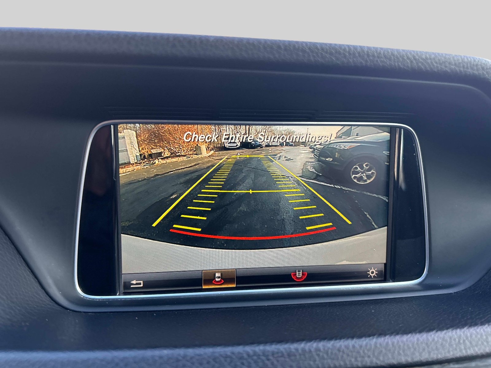 Used 2016 Mercedes-Benz E 350 Sedan image 32