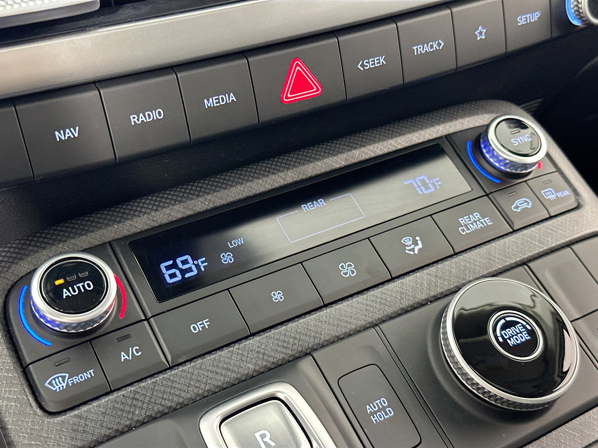 Used 2023 Hyundai Palisade Limited image 16