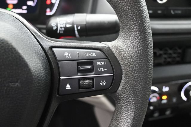 Used 2025 Honda Accord LX image 9
