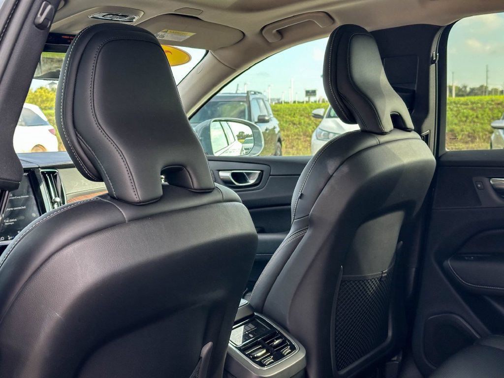 Used 2019 Volvo XC60 T5 Inscription w/ Protection Package Premier FWD image 17