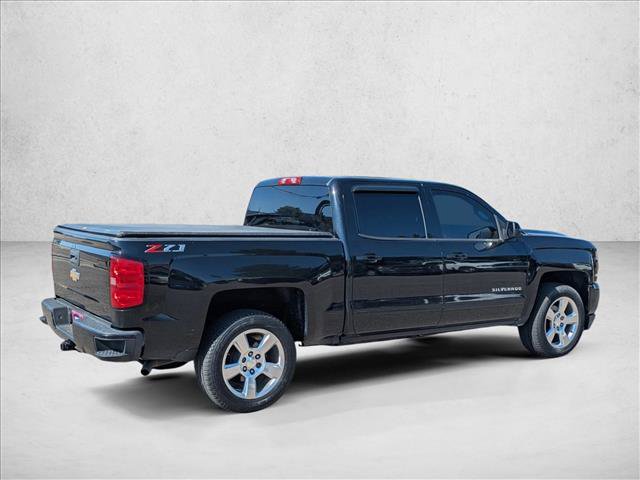 Used 2018 Chevrolet Silverado 1500 LT w/ All Star Edition AWD/4WD image 5