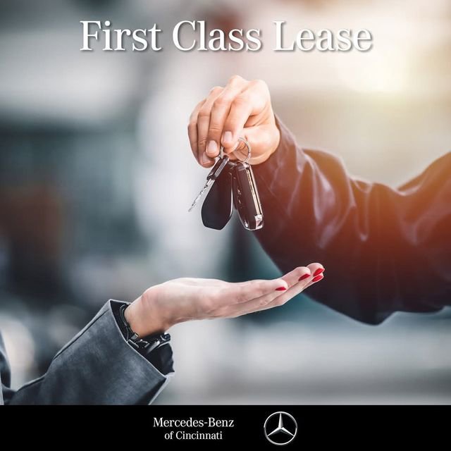 Used 2019 Chevrolet Suburban Premier AWD/4WD image 17