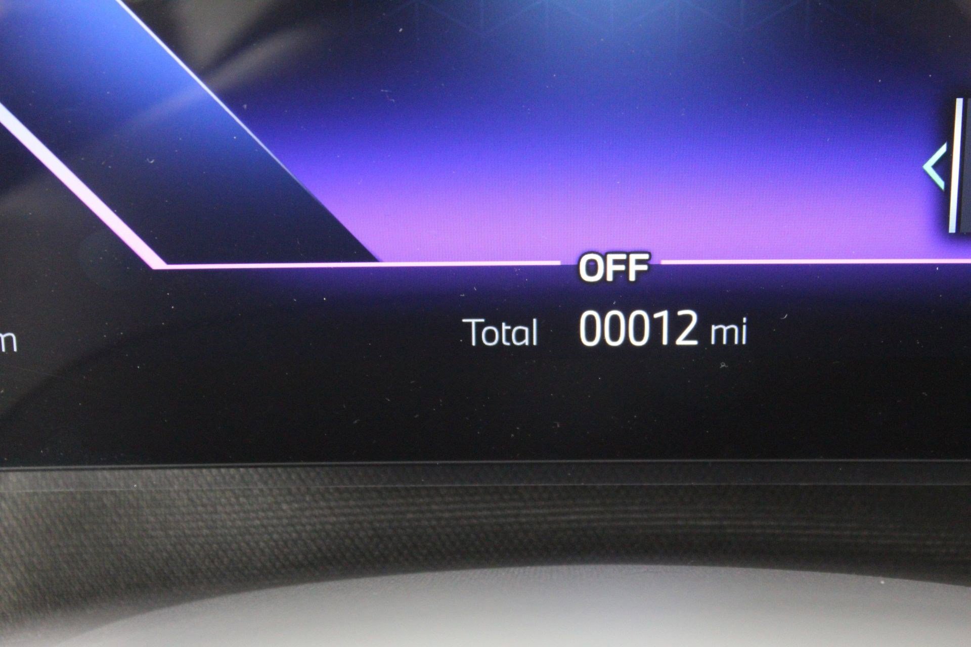 New 2026 BMW 750e xDrive w/ Executive Package image 18