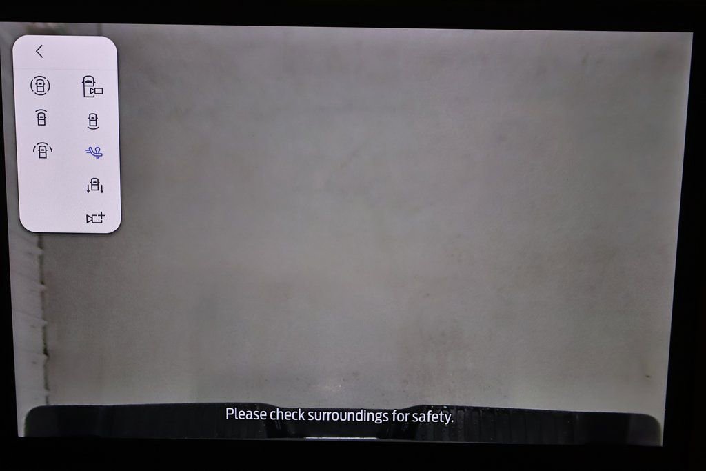 Certified 2023 Ford F350 Lariat w/ Lariat Ultimate Package image 36