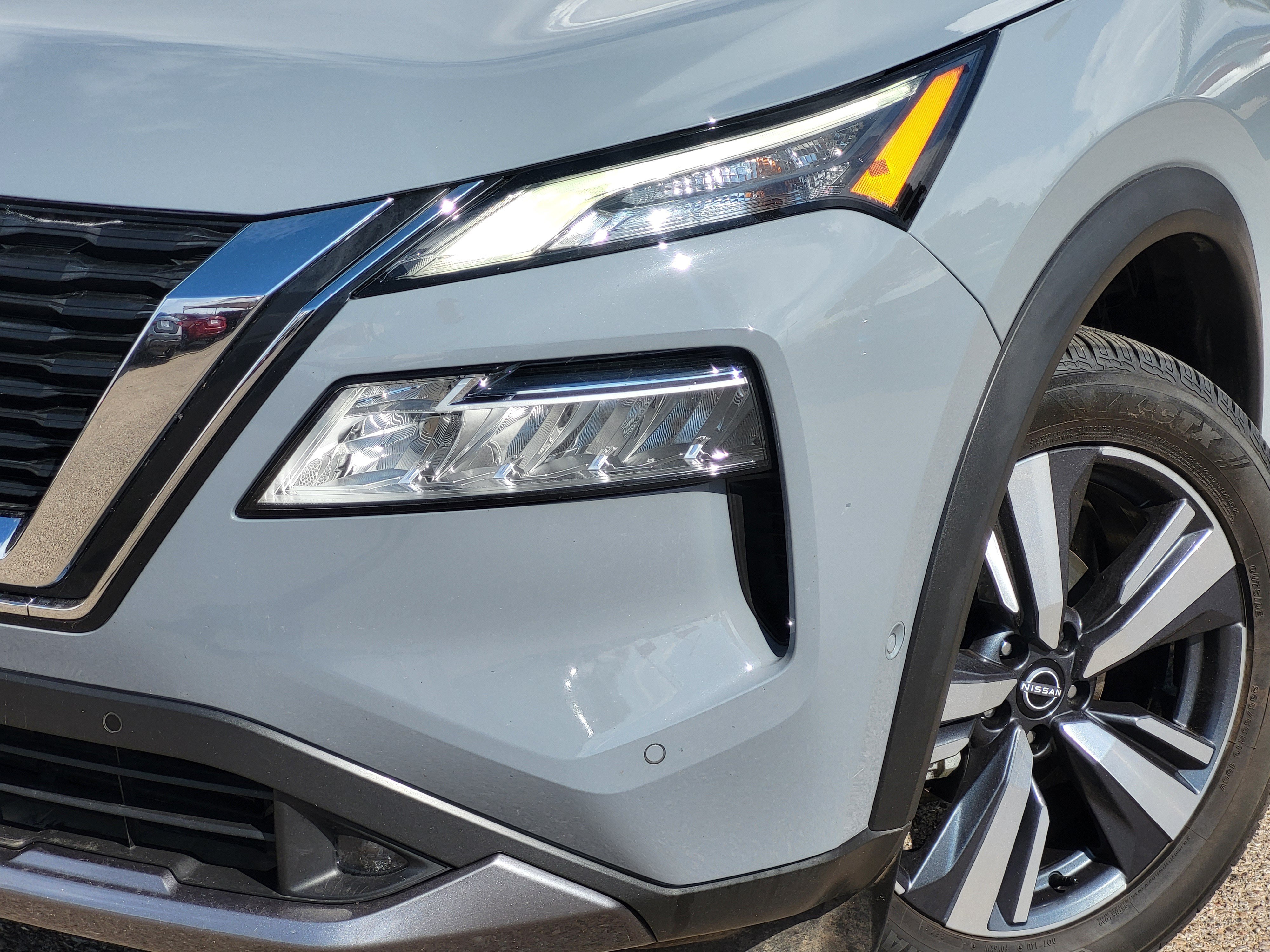 Certified 2022 Nissan Rogue SL w/ SL Premium Package AWD/4WD image 8