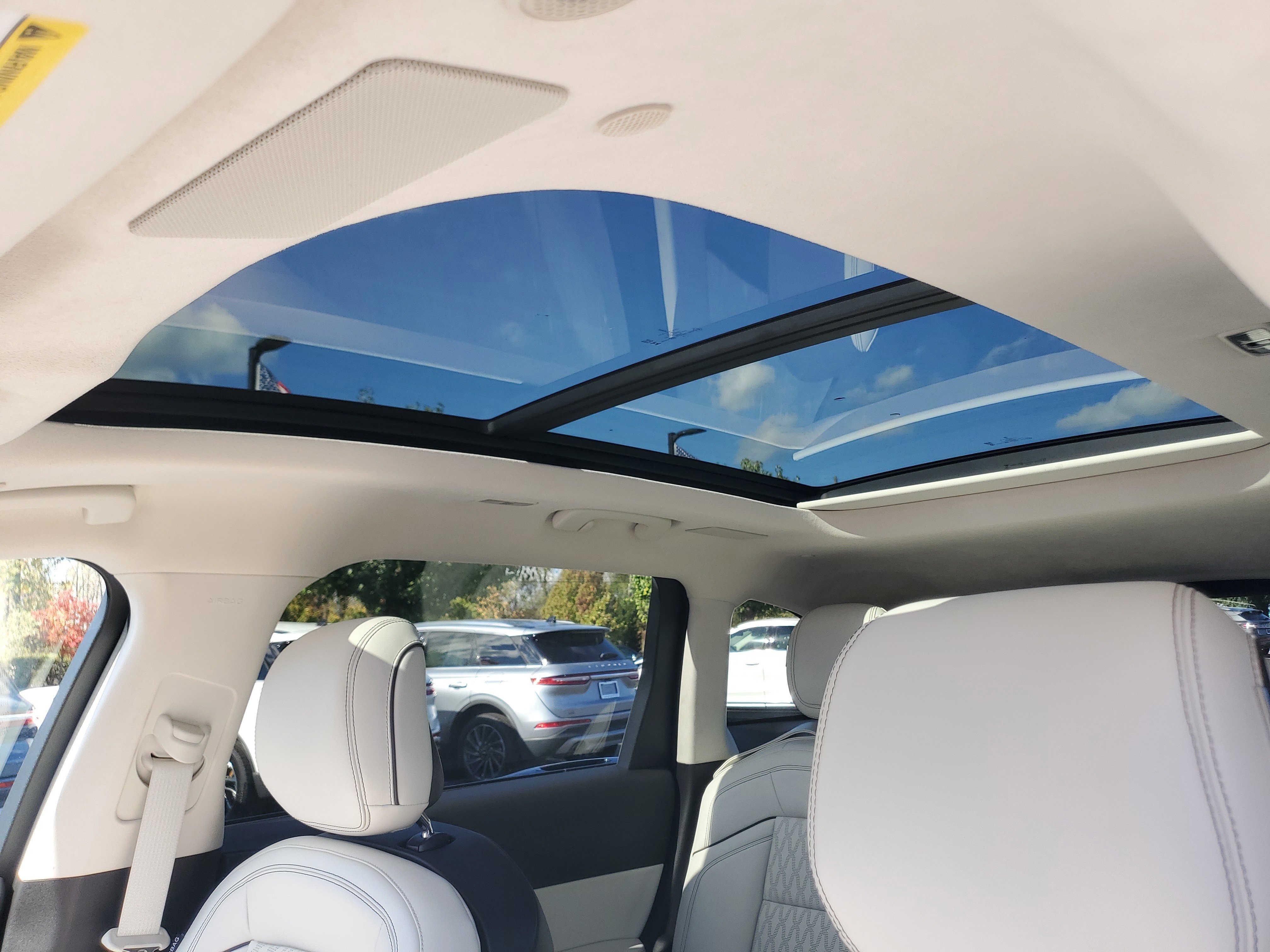 Certified 2024 Lincoln Nautilus Black Label w/ Jet Appearance Package (87T) image 11