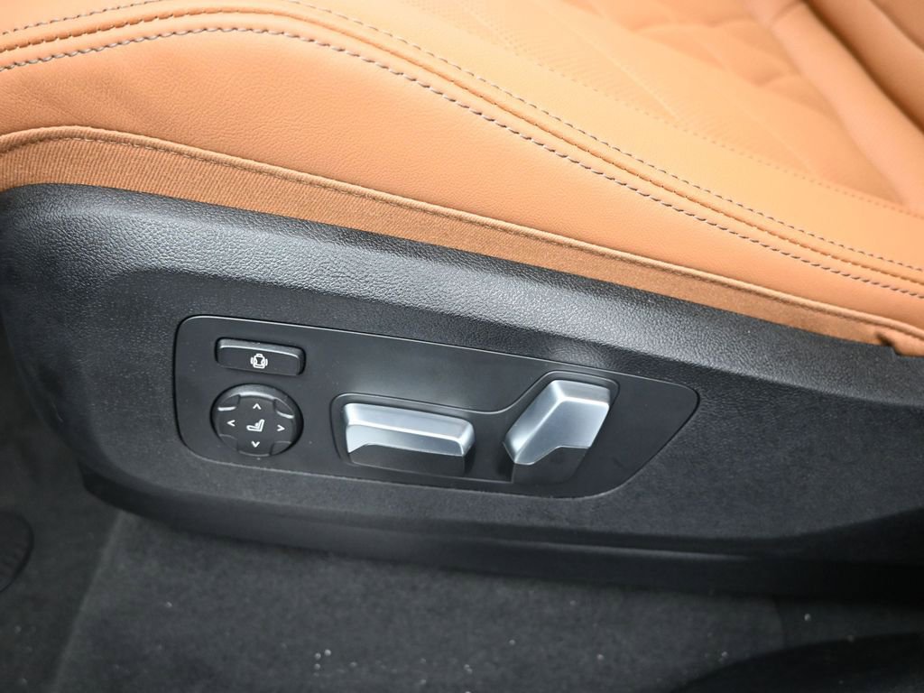 New 2026 BMW X5 xDrive50e AWD/4WD image 15