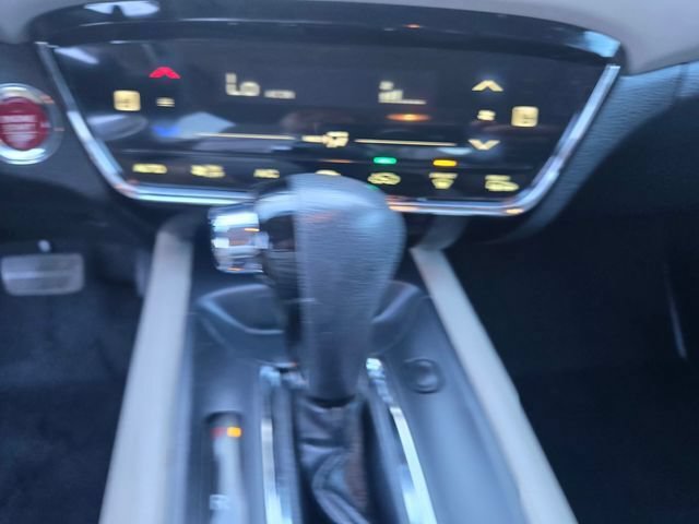 Used 2018 Honda HR-V EX image 17