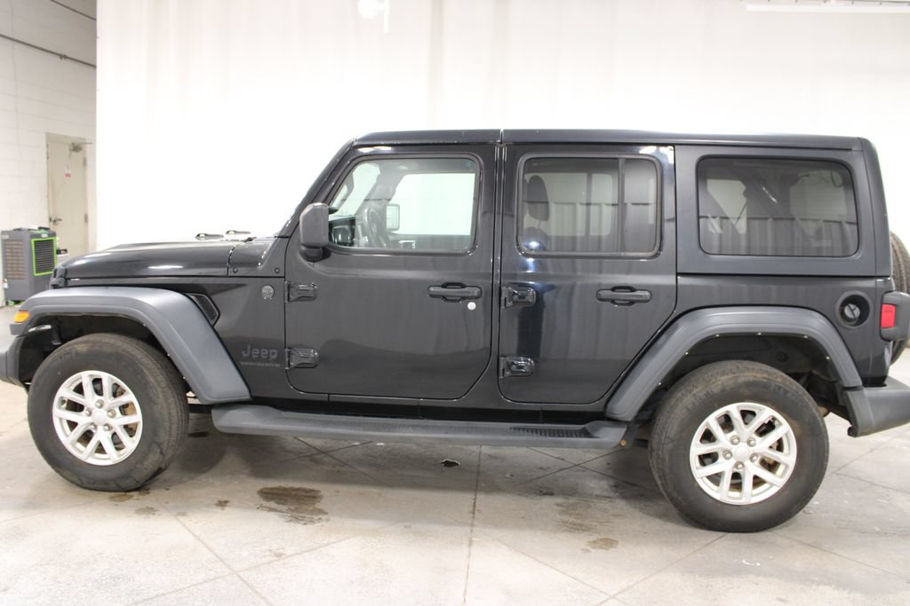 Used 2023 Jeep Wrangler Unlimited Sport AWD/4WD image 6