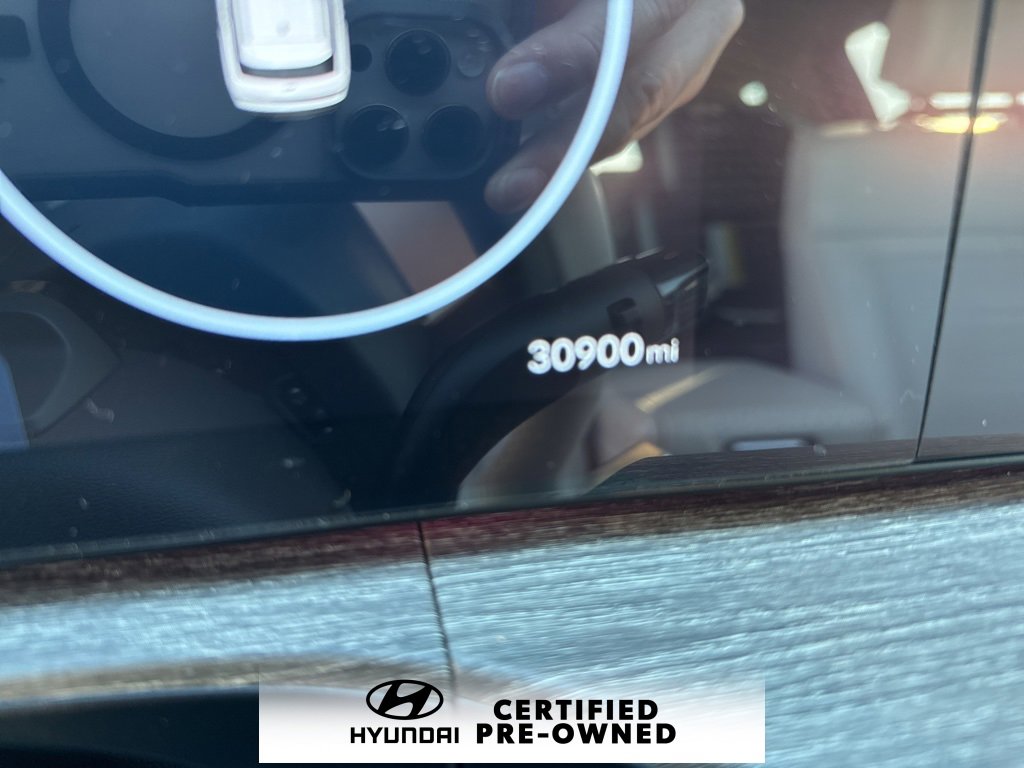 Used 2024 Hyundai Santa Fe Limited image 3