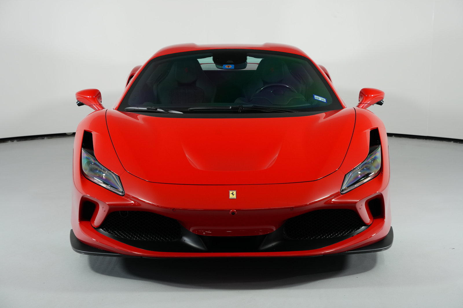 Used 2023 Ferrari F8 Spider RWD image 3
