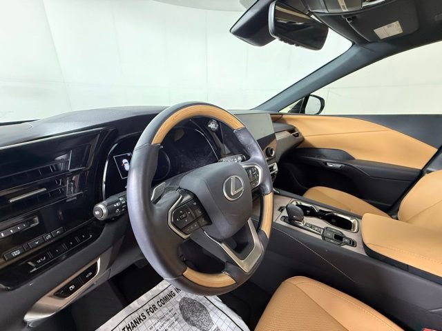 Used 2024 Lexus RX 350 Premium w/ Cold Area Package FWD image 4