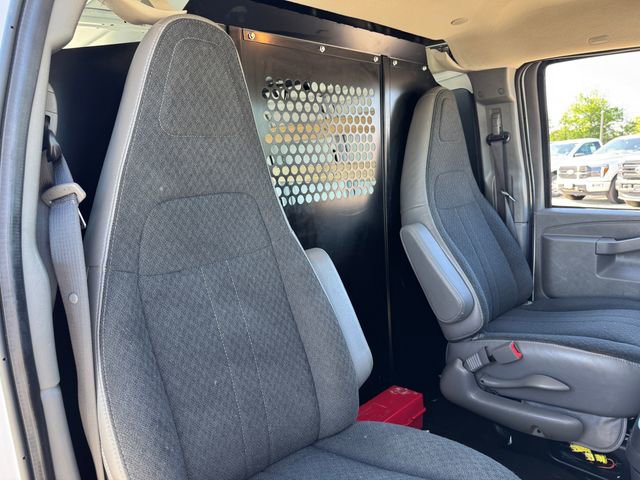 Used 2024 Chevrolet Express 2500 w/ Driver Convenience Package RWD image 17