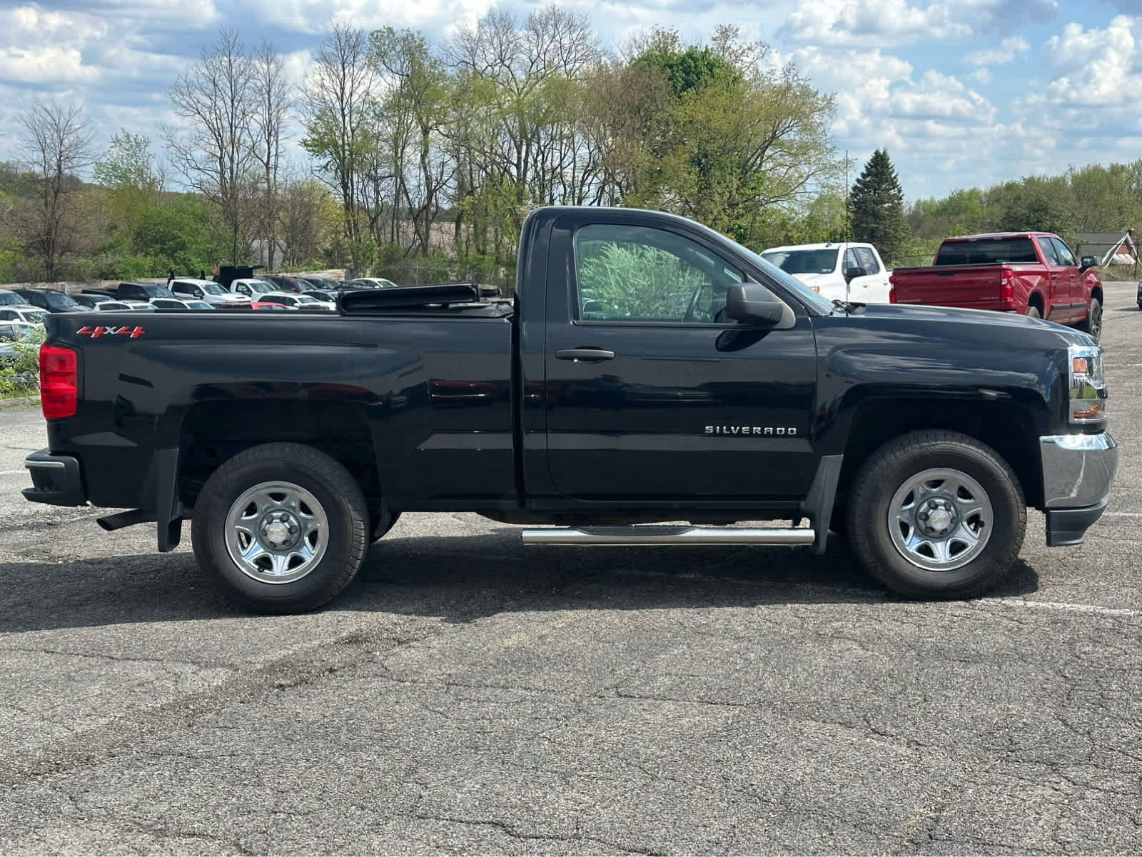 Used 2018 Chevrolet Silverado 1500 LS w/ Trailering Package AWD/4WD image 8