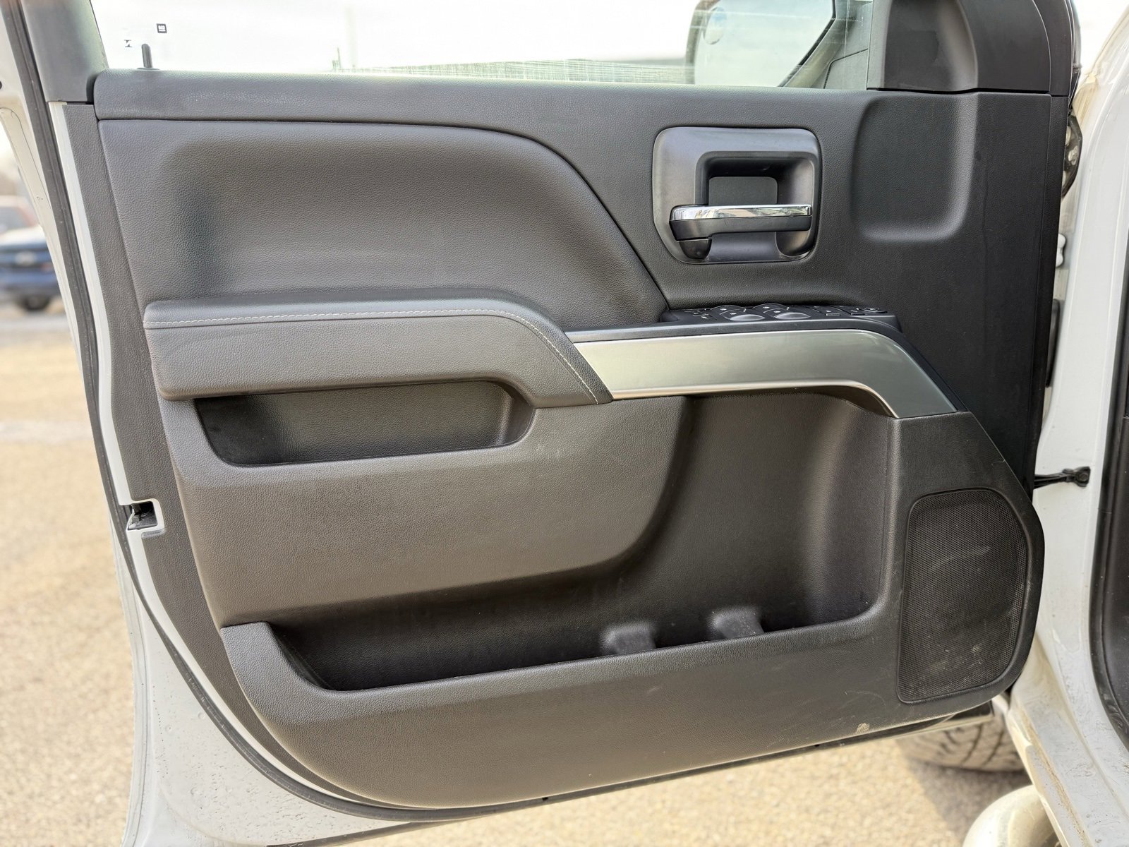 Used 2018 Chevrolet Silverado 1500 LT image 11