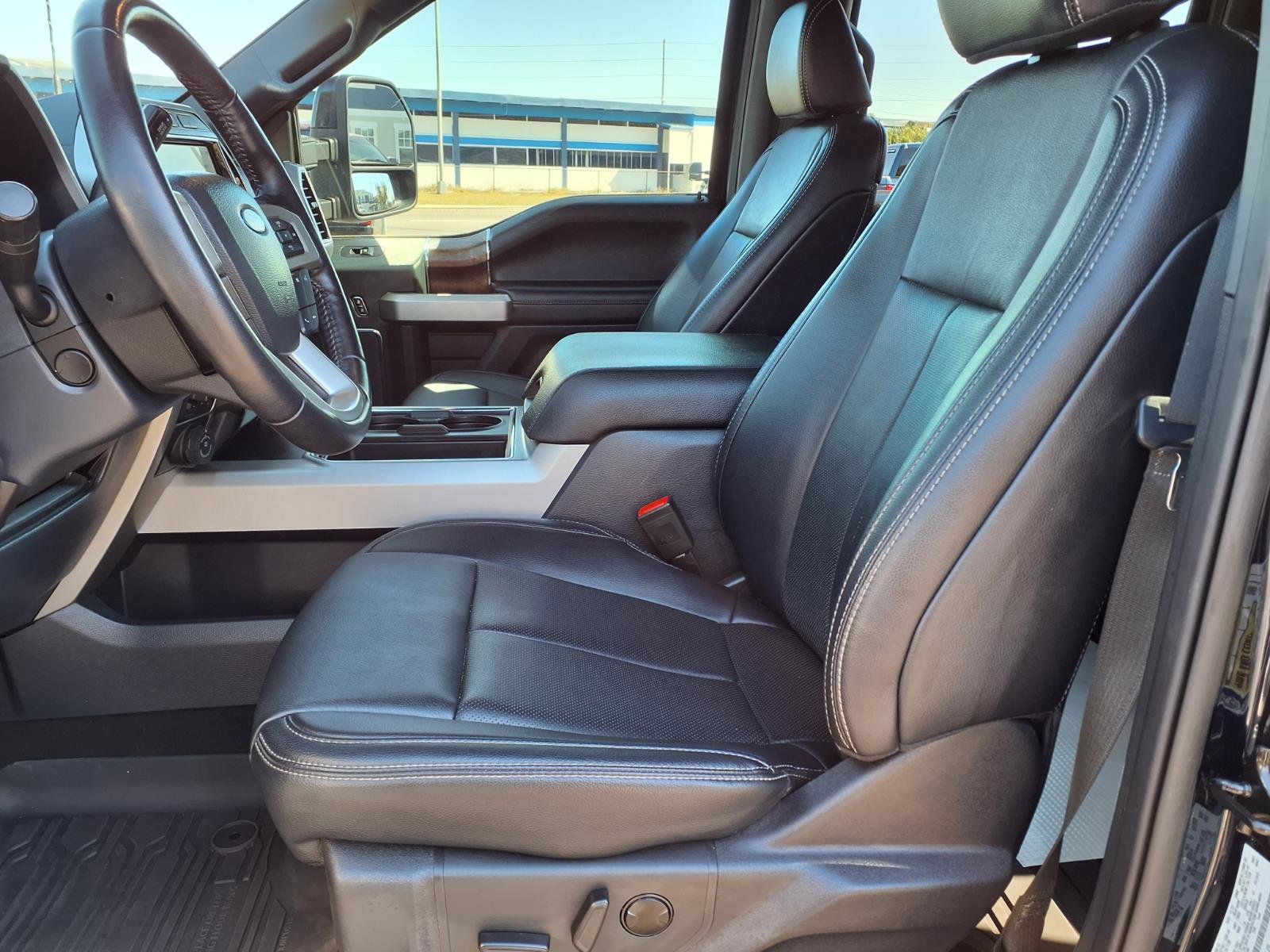 Used 2022 Ford F250 Lariat w/ Lariat Ultimate Package image 14