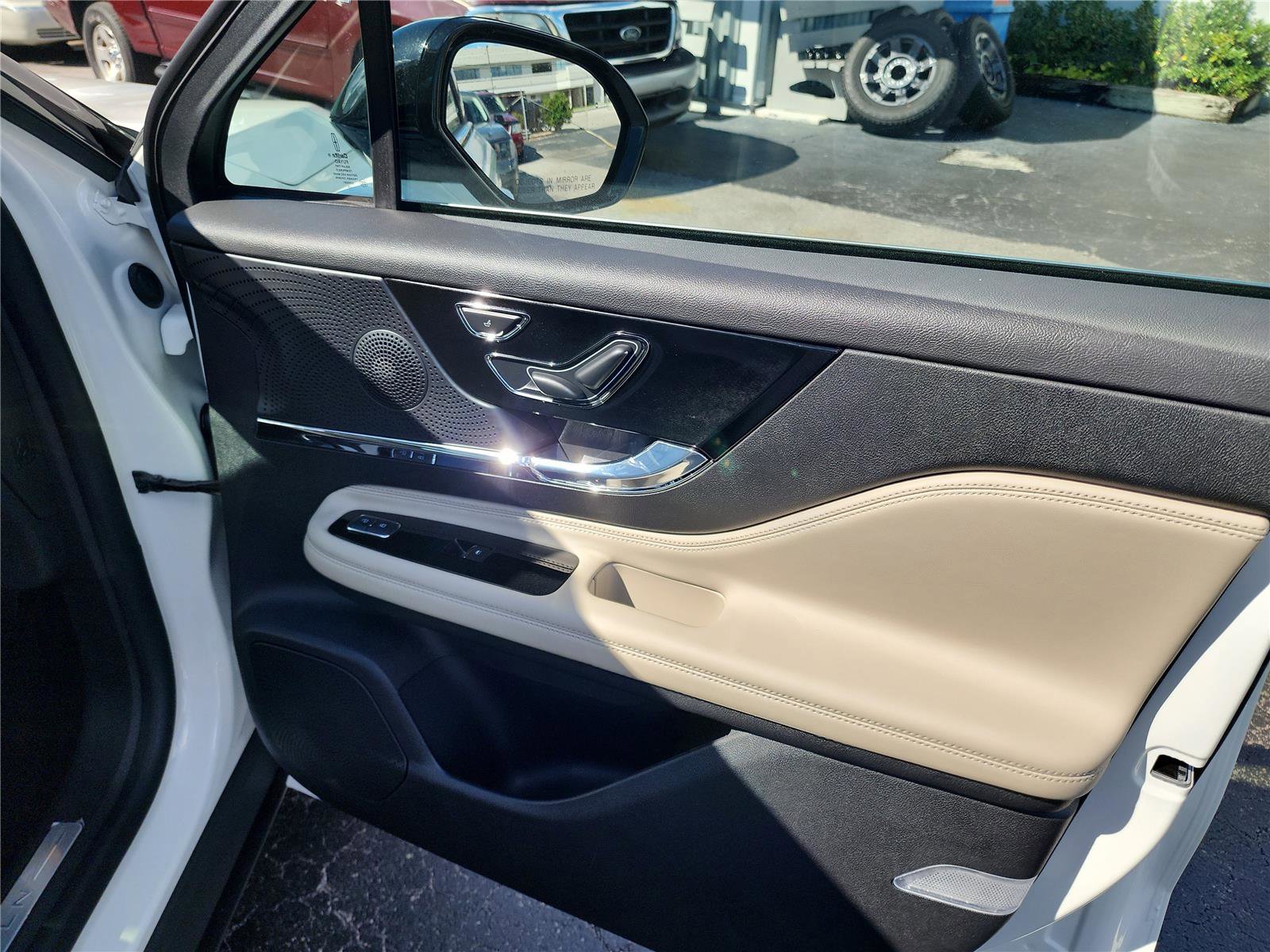 New 2026 Lincoln Corsair Reserve image 28