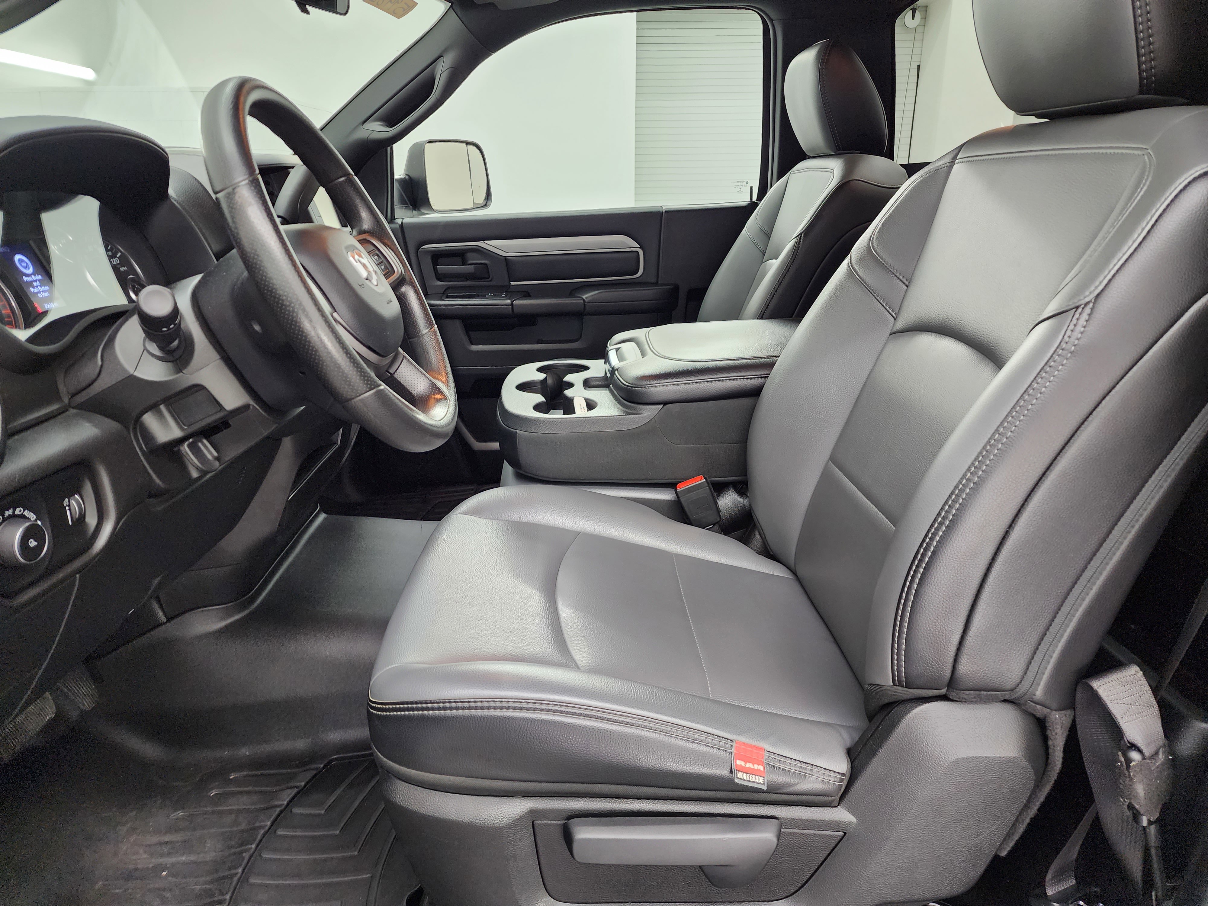 Used 2022 RAM 2500 Tradesman image 8