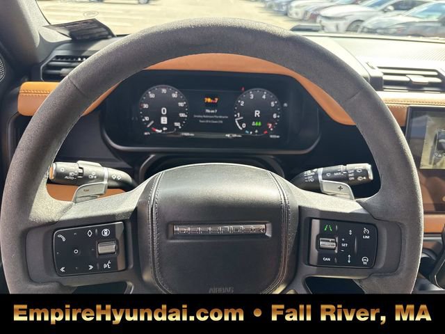 Used 2024 Land Rover Defender 110 V8 image 25
